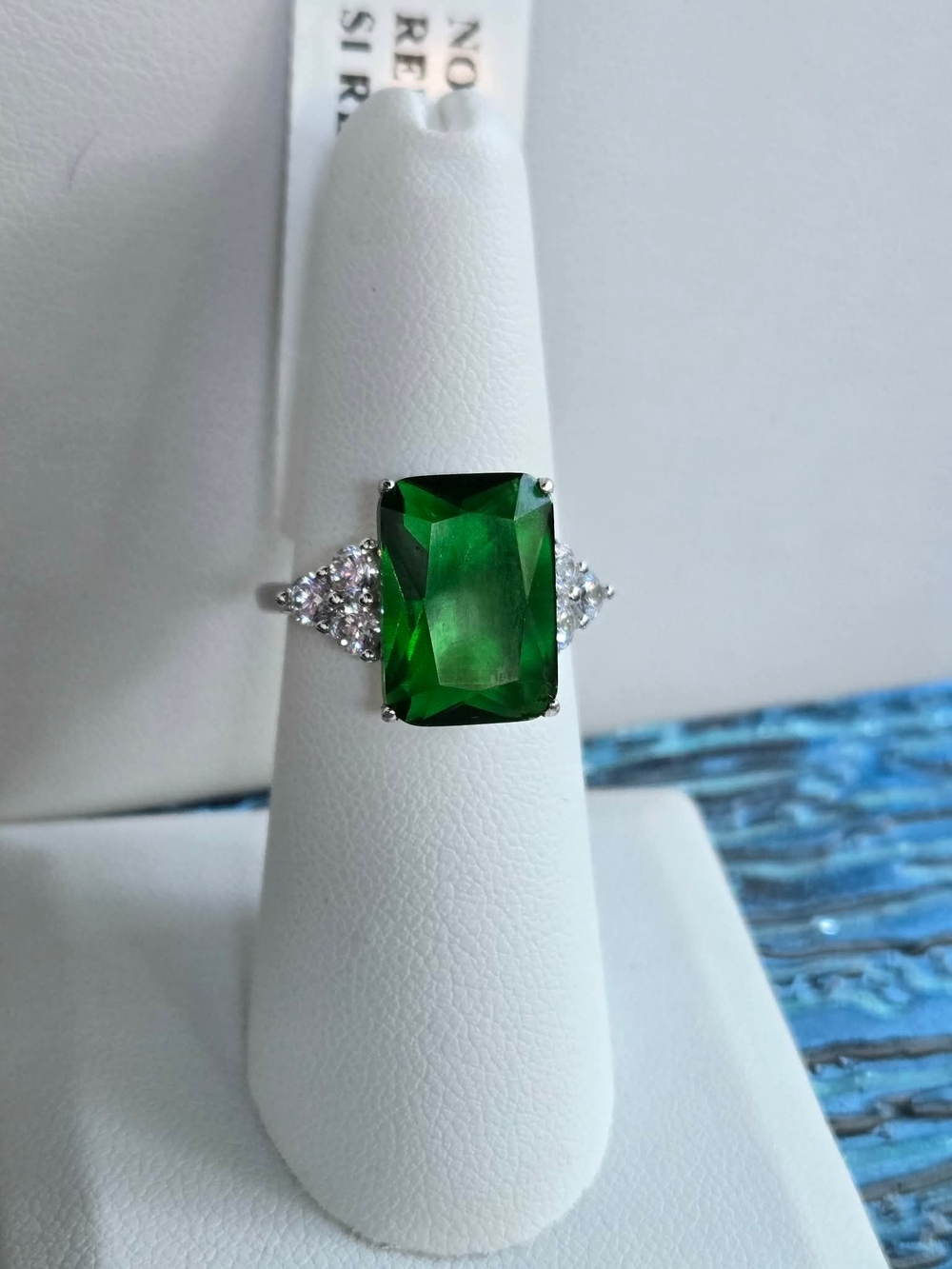 Emerald Green Rectangular Gemstone Ring with Side Accents